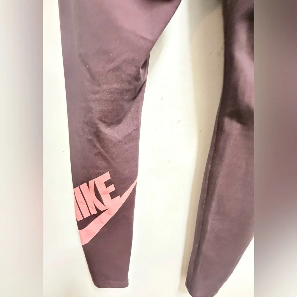 Nike comfortable leggings